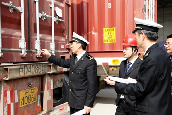 <em>南通</em>海关<em>上门服务</em>验放到企业(图)- 中国日报网