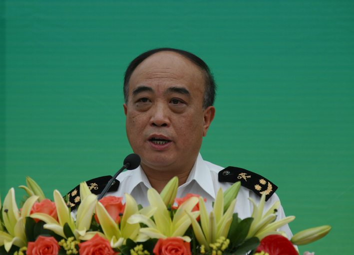 [黄埔海关关长李佩林]尊敬的薛晓峰主任,刘悦伦区长,各位领导,各位