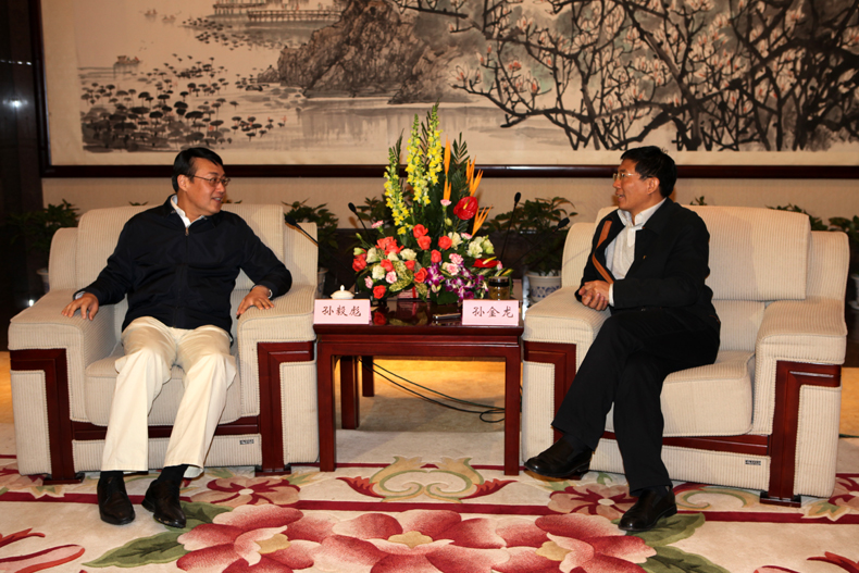 海关总署副署长孙毅彪在合肥会见安徽省委常委