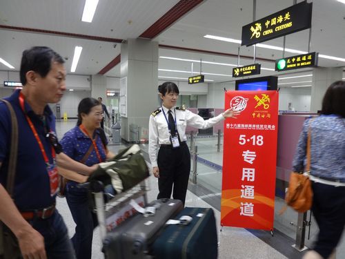 12360与基层同行之二--访福州海关驻长乐机