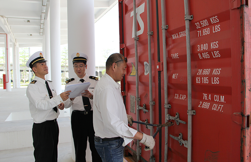 首批免税设备物资进区 首家受惠企业免税额近