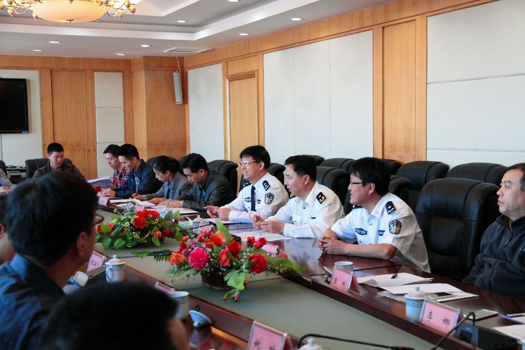 9月9日,满洲里海关副关长陆杨出席《海关行政