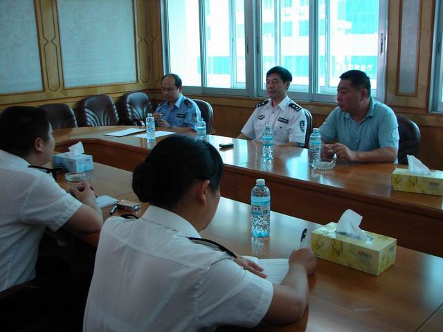 昆明海关缉私局张力政委到我关宣布叶海科长任