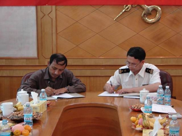 田蓬海关与富宁县人民检察院就开展预防职务犯