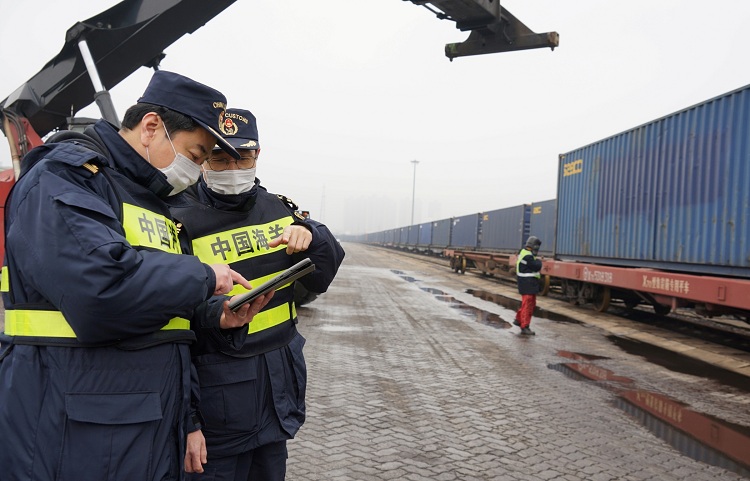 “齐鲁号”欧亚班列新线路开通（图）