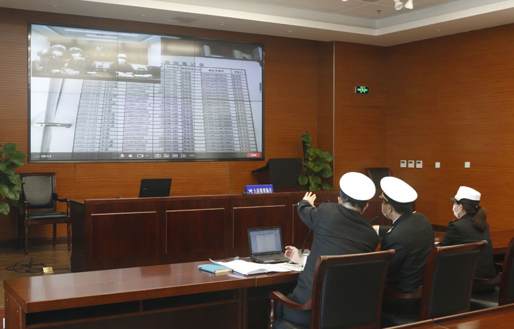 海关“暖企”行动帮扶小微企业度“寒冬”（图）