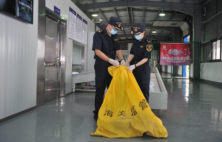 江苏首票跨境电商特殊区域出口业务在江阴启动（图）